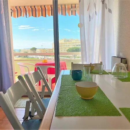 Lägenhet Au Lavandou, Proche Plage, Terrasse, Parking Privatif, 4 Couchages - Fr-1-251-236 Le Lavandou