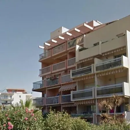 Au Lavandou, Proche Plage, Terrasse, Parking Privatif, 4 Couchages - Fr-1-251-236 Apartamento *